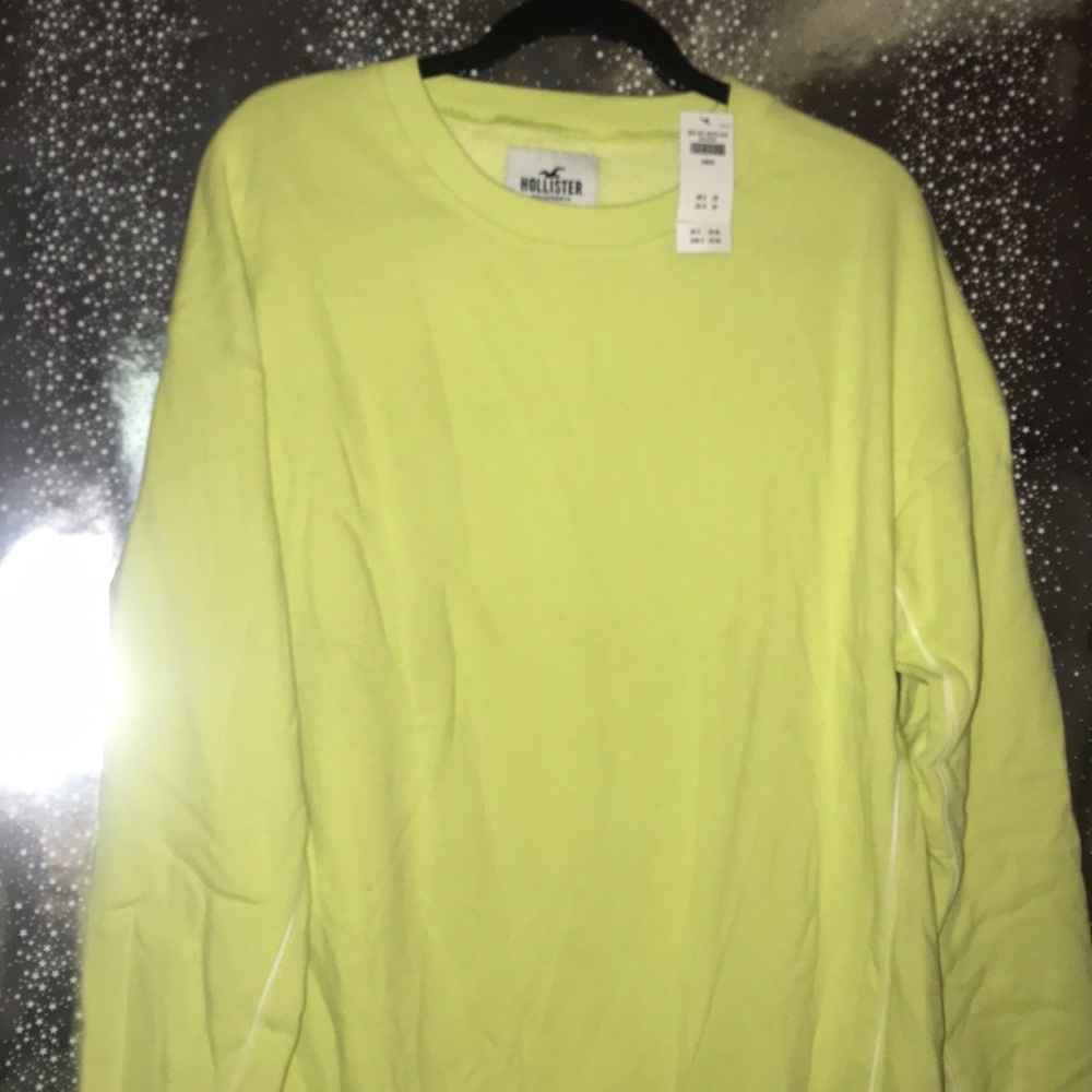 HOLLISTER NEON OVERSIZED SWEATSHIRT